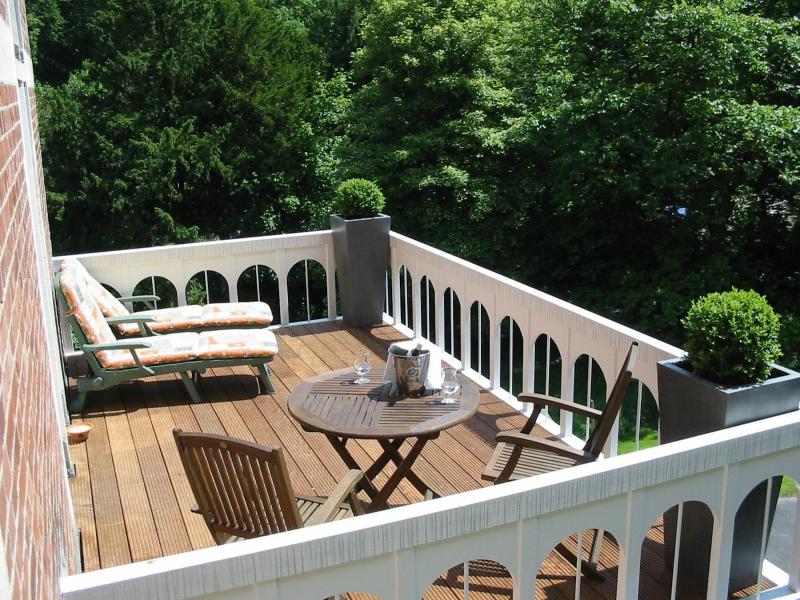 Superior Suite image 4