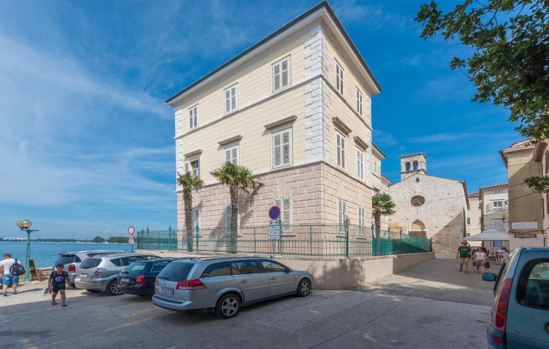 Apart Residence Leko - image 15
