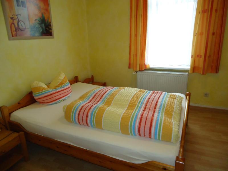 Single Room image 2