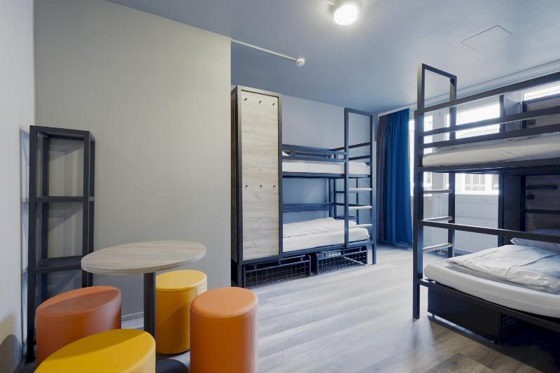 Bed in 6-Bed Dormitory Room image 3