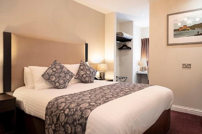 Superior Double Room image 2