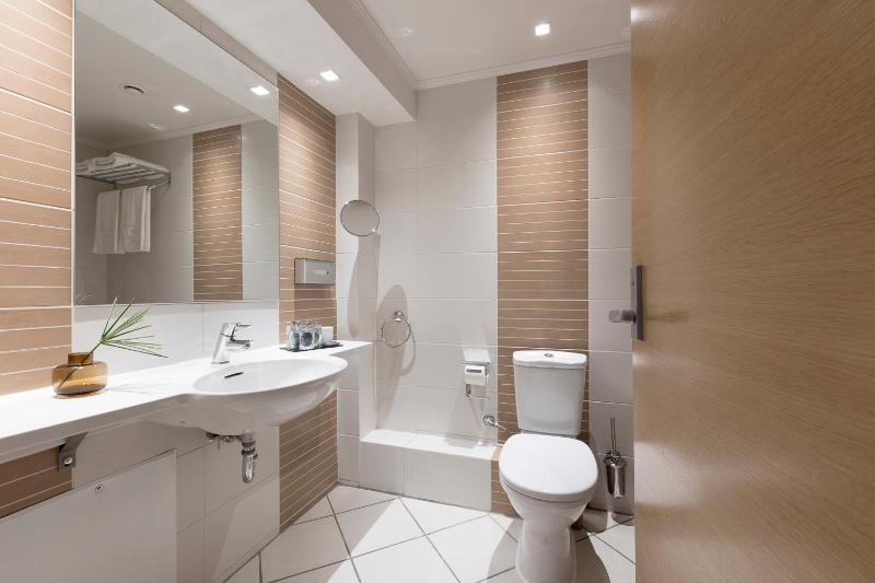 Superior Twin or Double Room image 1