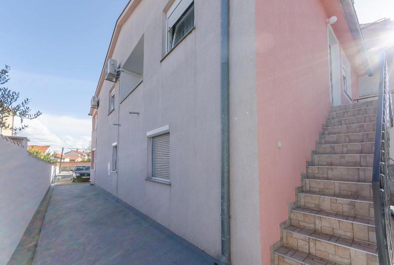 Apartments Melita - image 8