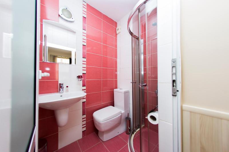 Double Room image 2