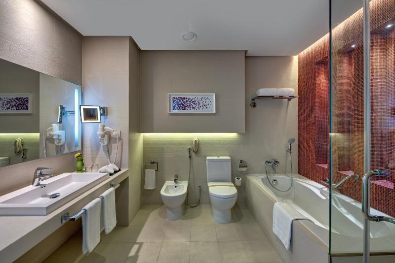 Junior Suite + Late check out by 3 pm+ 20 % Discount on F&B image 3