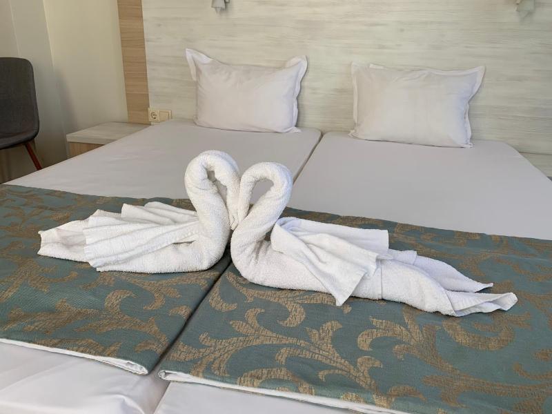 Melia Mar - image 26