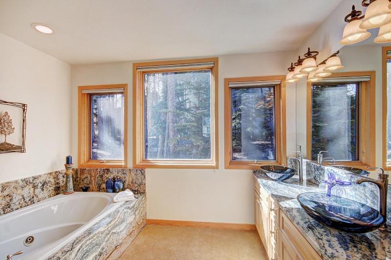 Boulder Lodge at Peak 8 home - image 21