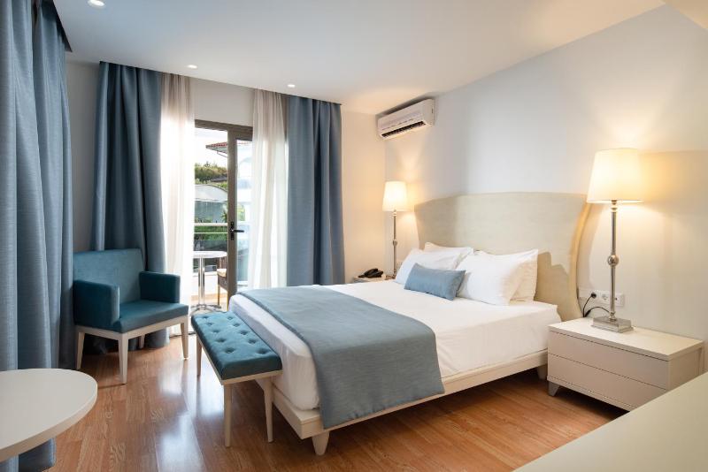 Double Executive Room image 4