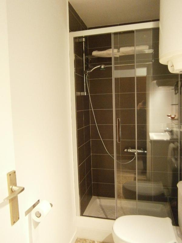 Studio (3 Adults) image 3