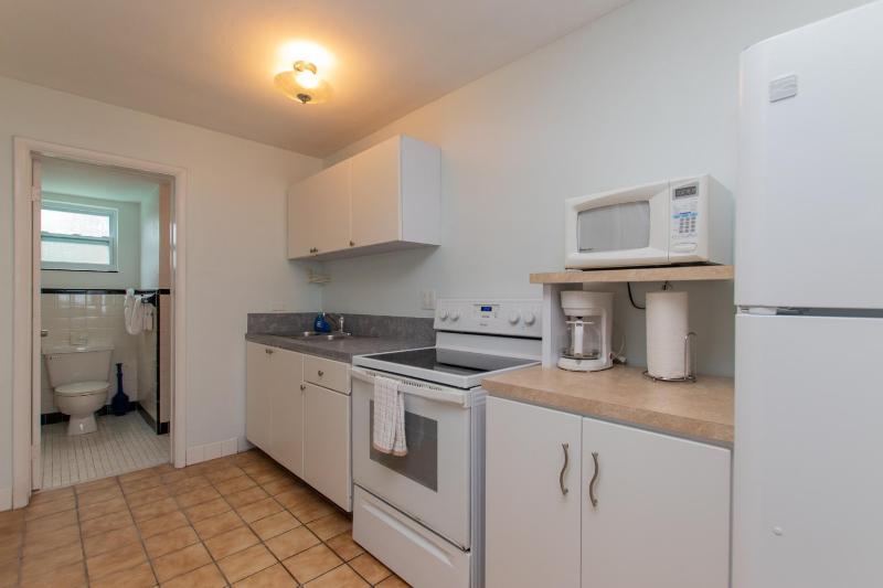 Suite 9 - Not Pet Friendly image 3