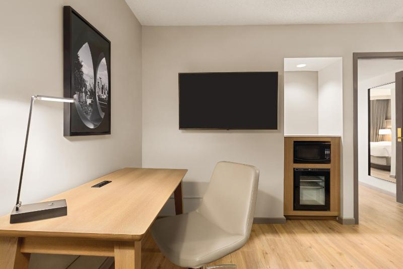 Radisson Hotel Seattle Airport - image 15