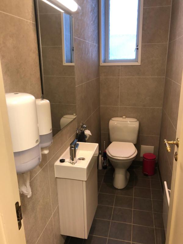 Double Room with Shared Bathroom image 1
