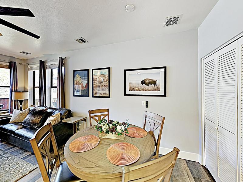 One-Bedroom Apartment image 3