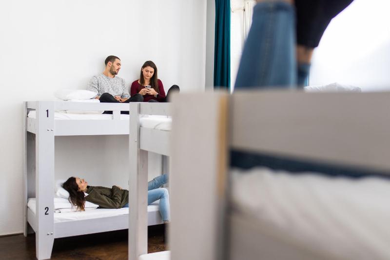 Bed in 6-Bed Mixed Dormitory Room image 2