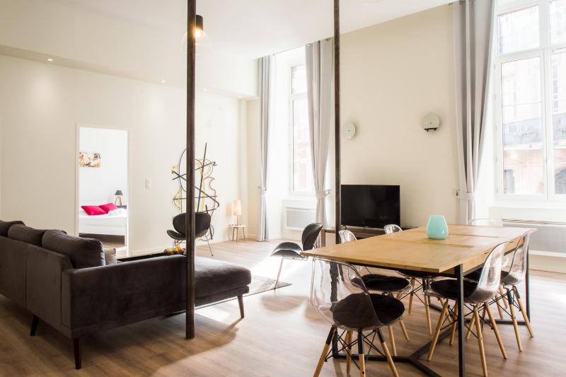Three-Bedroom Apartment image 3
