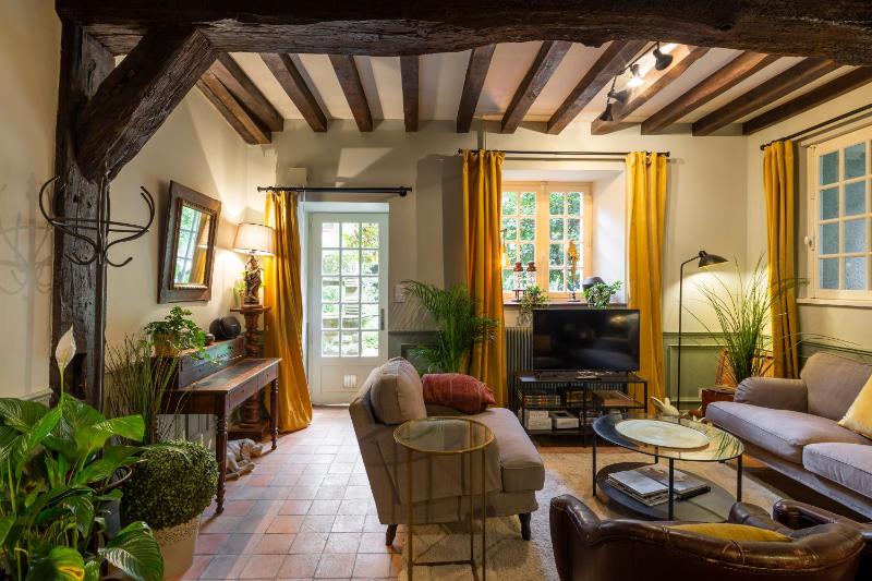 Cottage Livingstone by Cocoonr - image 8