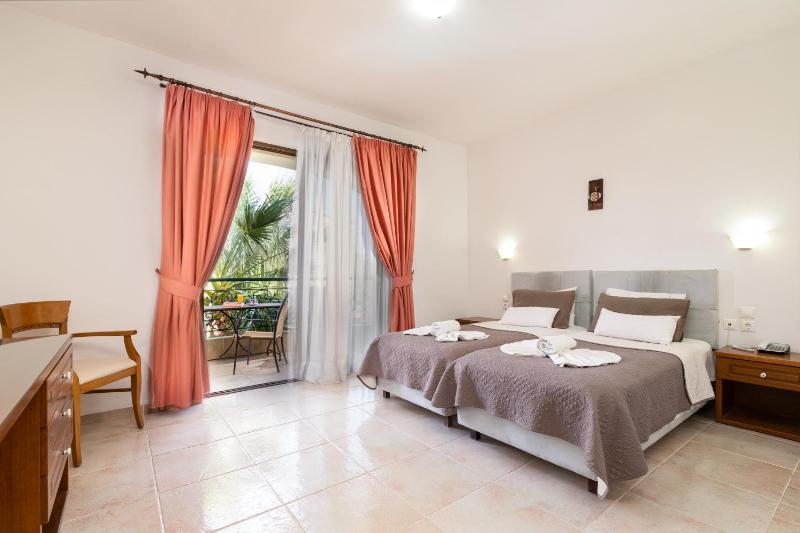 Deluxe Apartment image 1