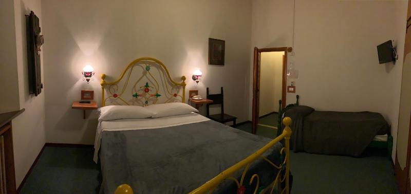 Triple Room image 2