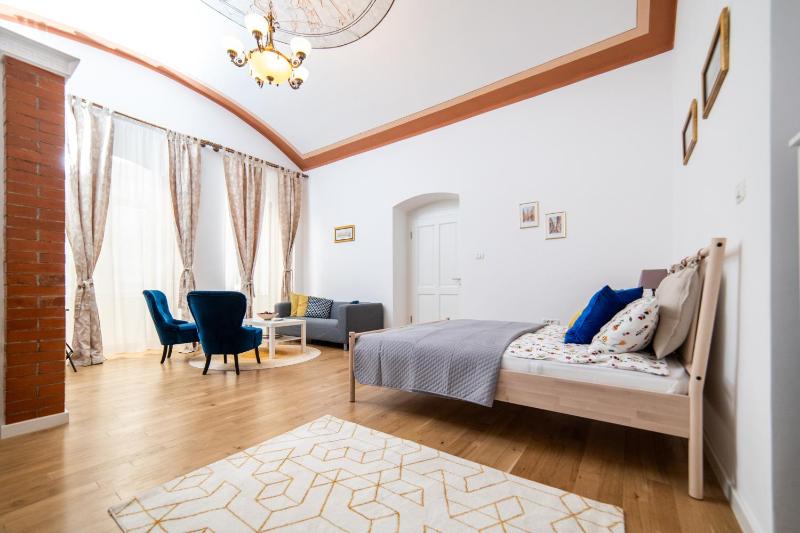 City Park Apartments - image 2
