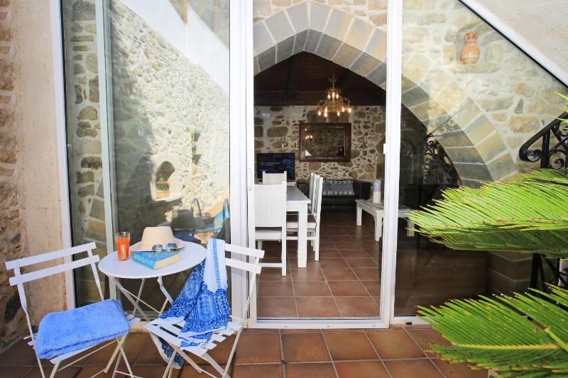 Two-Bedroom Villa image 4