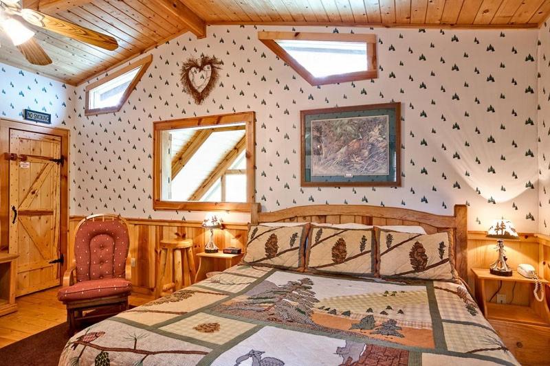 Chalet image 2