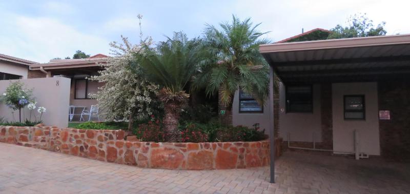 Sunbird Garden Cottage - image 13