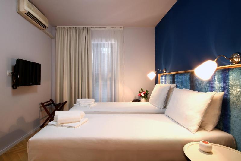 Junior Suite with Sea View image 3