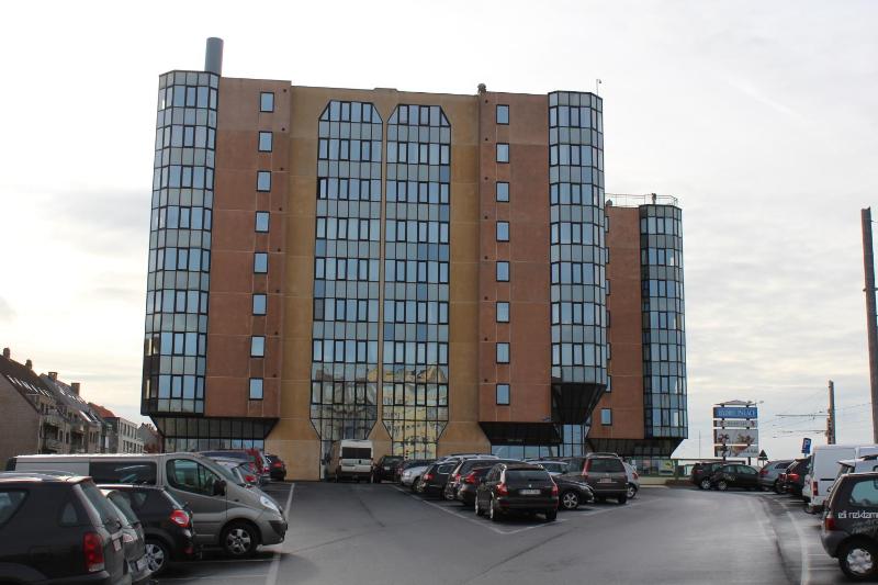 Hydro Palace Apartment - image 6