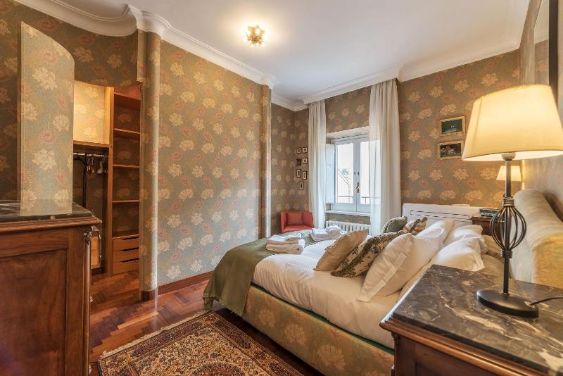 Three-Bedroom Apartment image 4