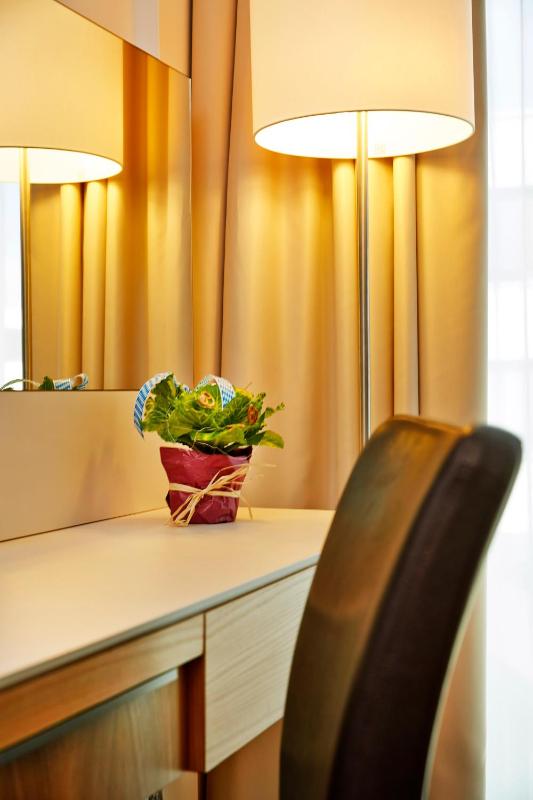 Superior Double or Twin Room image 3