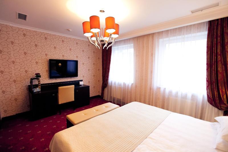 Luxury Suite with Sauna image 2