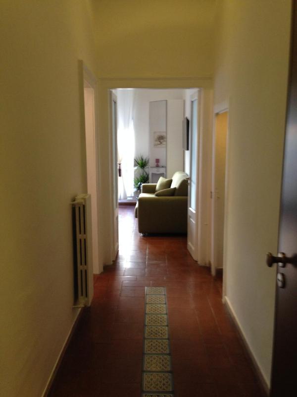 One-Bedroom Apartment - Separate Building image 4