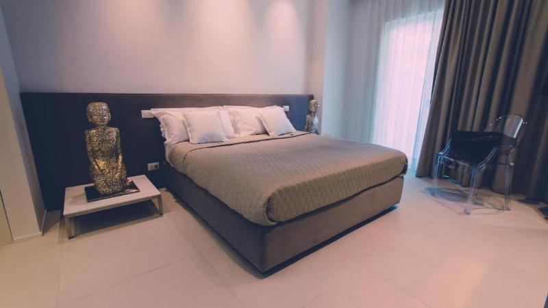 Siracusa Luxury Apartment - image 34