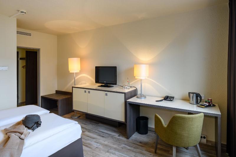 Superior Double Room image 2