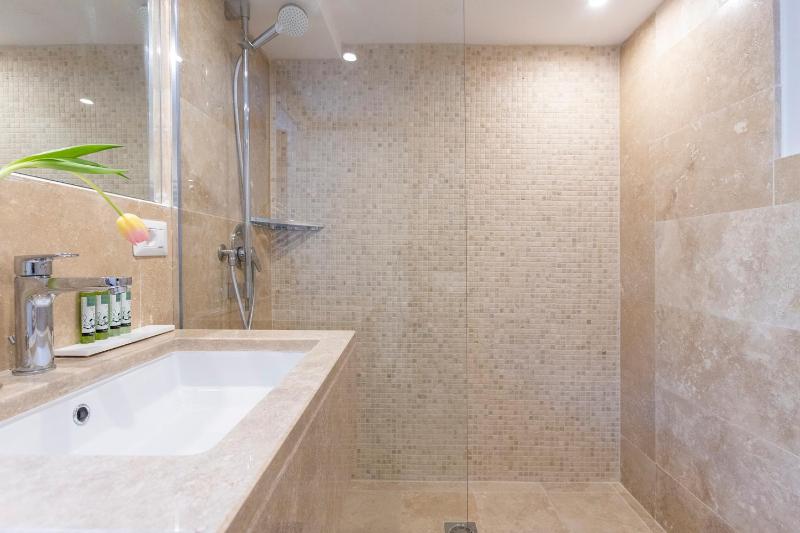 Double or Twin Room - Attic image 3