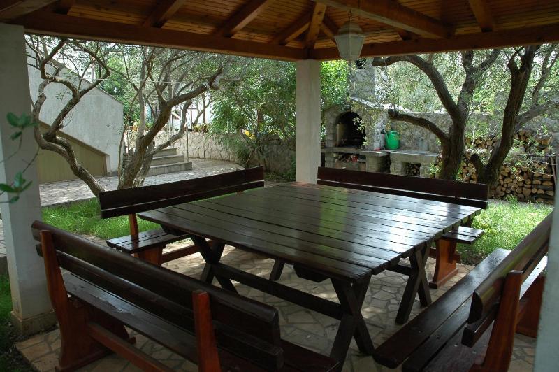 One-Bedroom Apartment - Ground Floor image 3