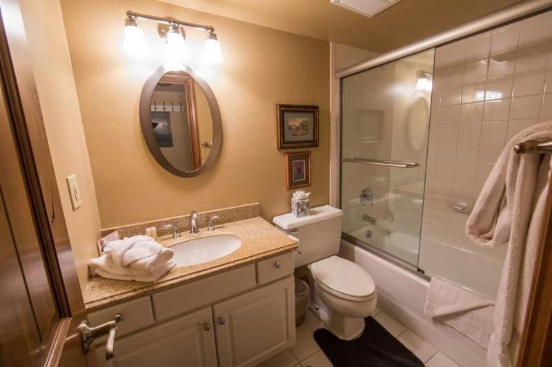 Two-Bedroom Apartment image 3