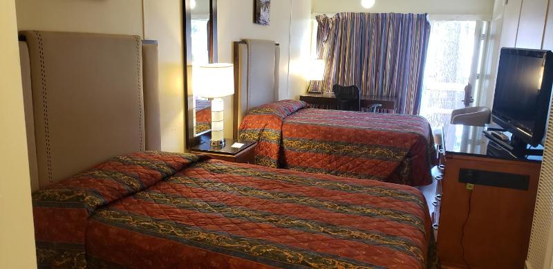 Double Room with Two Full Beds - Non-Smoking image 1