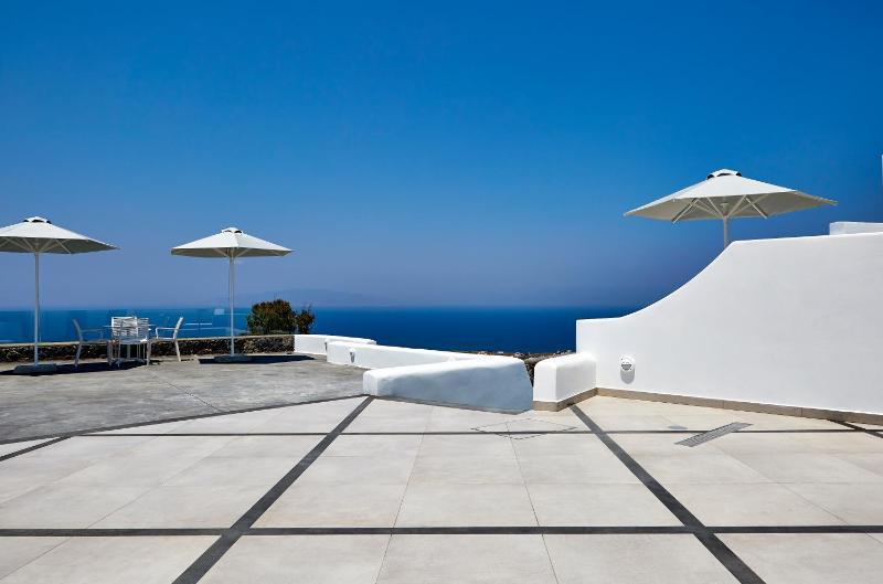 Aperanto Suites - image 6