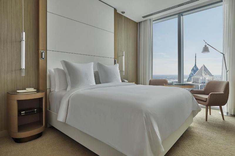 Four Seasons Hotel Philadelphia at Comcast Center - image 5