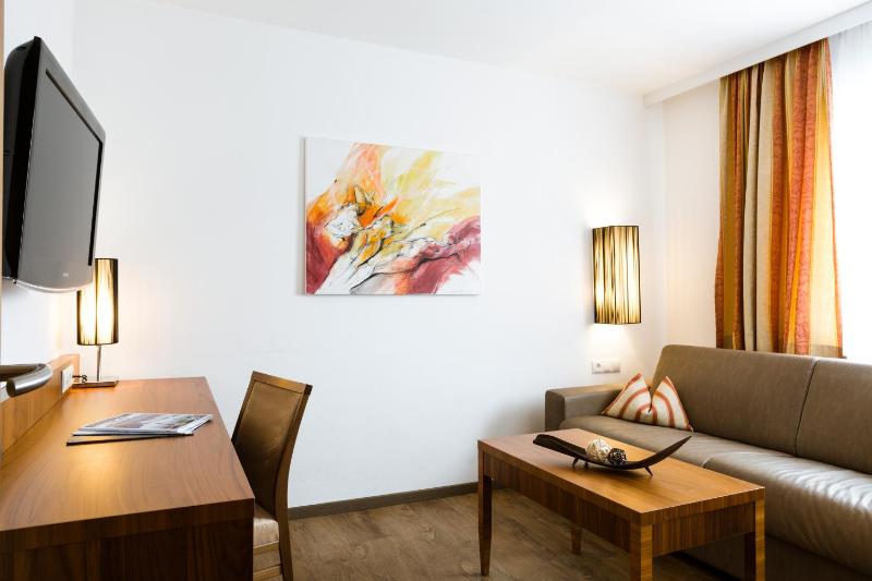 Suite image 3