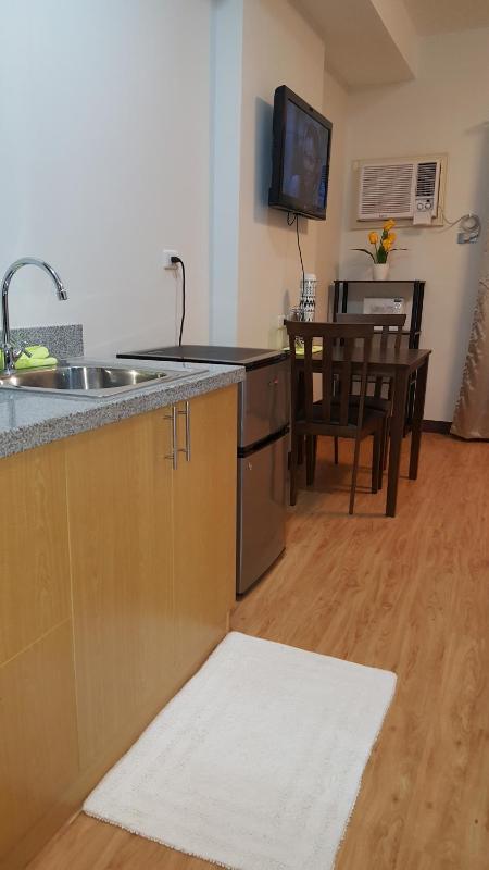Mesaverte Residences AFS Suites - image 8