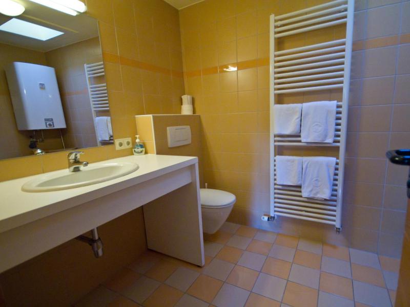 Double Room image 2