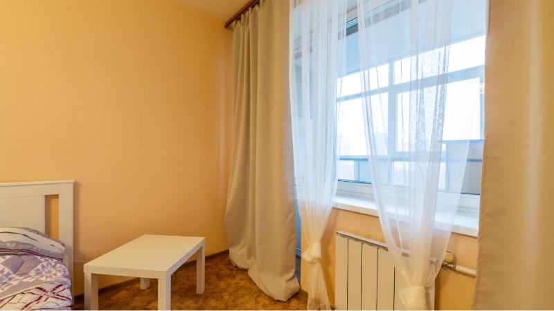 Family Room image 2