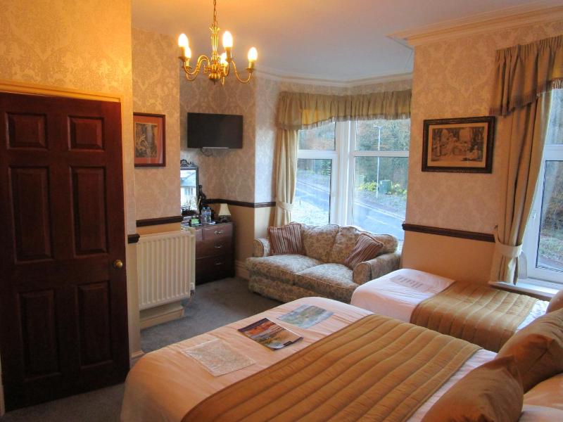 Brookfield B&B Guest House - image 18