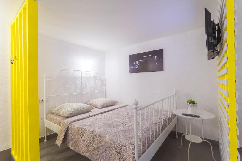 Apartment image 2