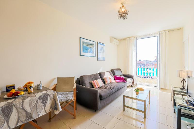 Apartment with Balcony image 4