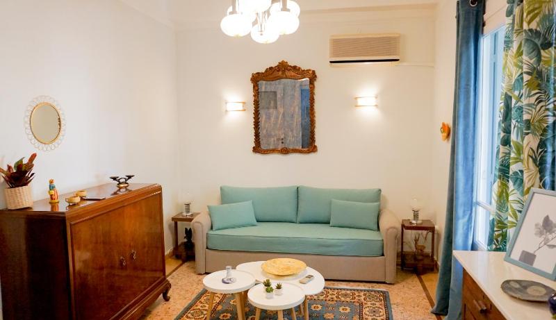 One-Bedroom Apartment image 4