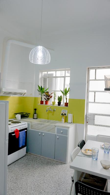One-Bedroom Apartment image 3