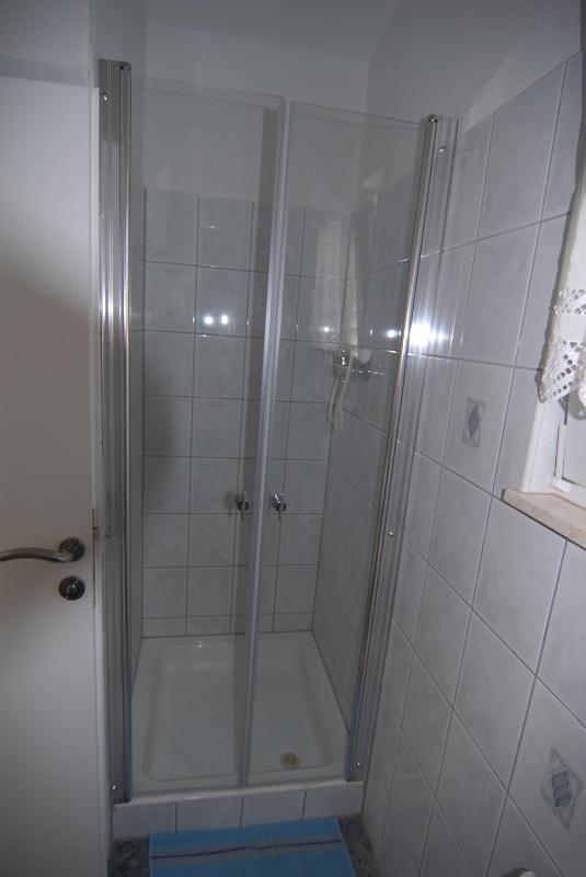 One-Bedroom Apartment with Balcony and Sea View image 3
